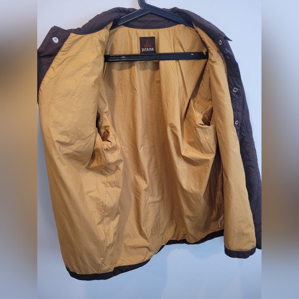 Prana Men's Quilted Jacket in Dark Brown - Picture 5 of 12